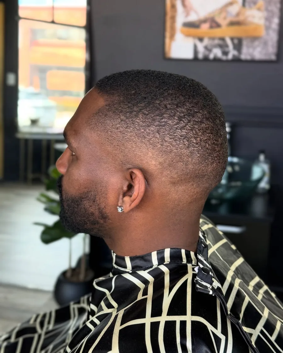 Short taper with a lined beard, side profile